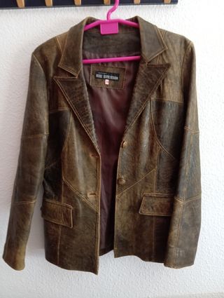 Chaqueta de piel (americana)