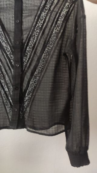 CAMISA NEGRA 