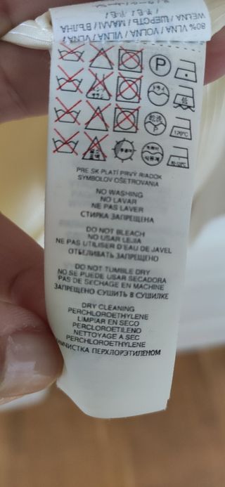 Abrigo paño blanco roto. Mango