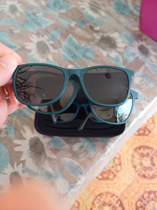 Occhiali da sole con clip on magnetiche 