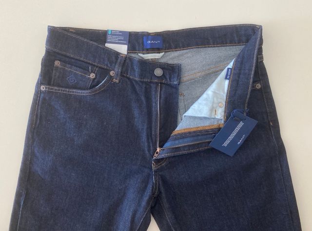 Gant. Pantalón vaquero slim. W33 L34