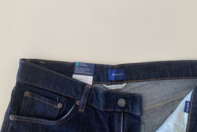 Gant. Pantalón vaquero slim. W33 L34