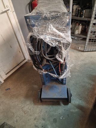 Maquina de soldar aluminio AC.