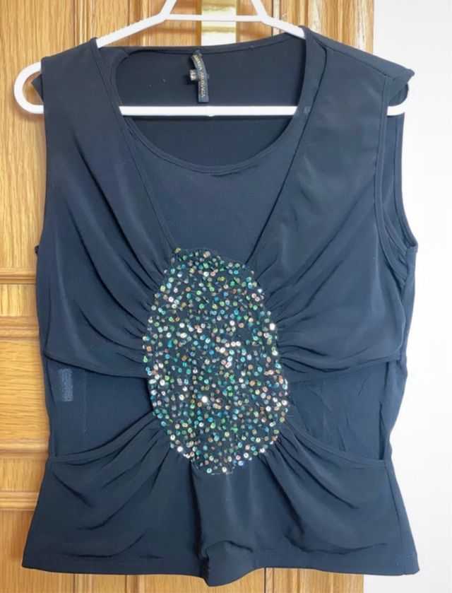 Camiseta pentejuelas Amaya Arzuaga