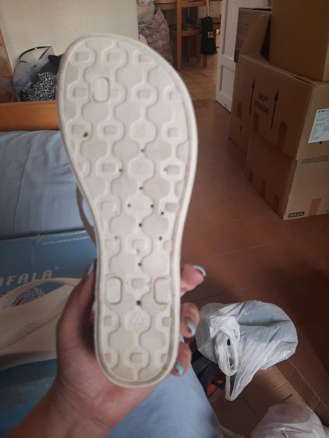 Chanclas blancas