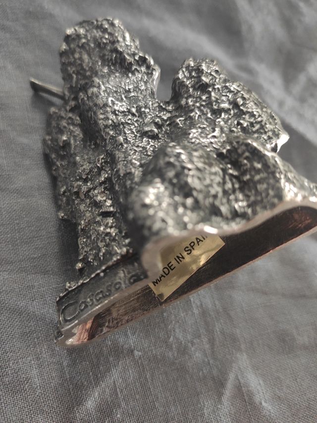 Figuras bronce Jose Luis Casasola.