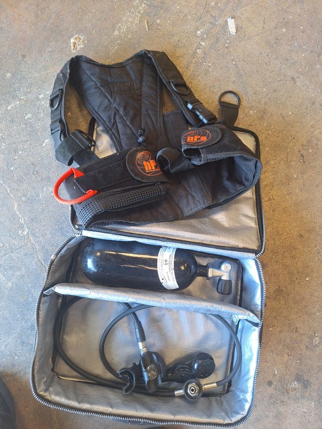 Chaleco buceo botella pequeña regulador