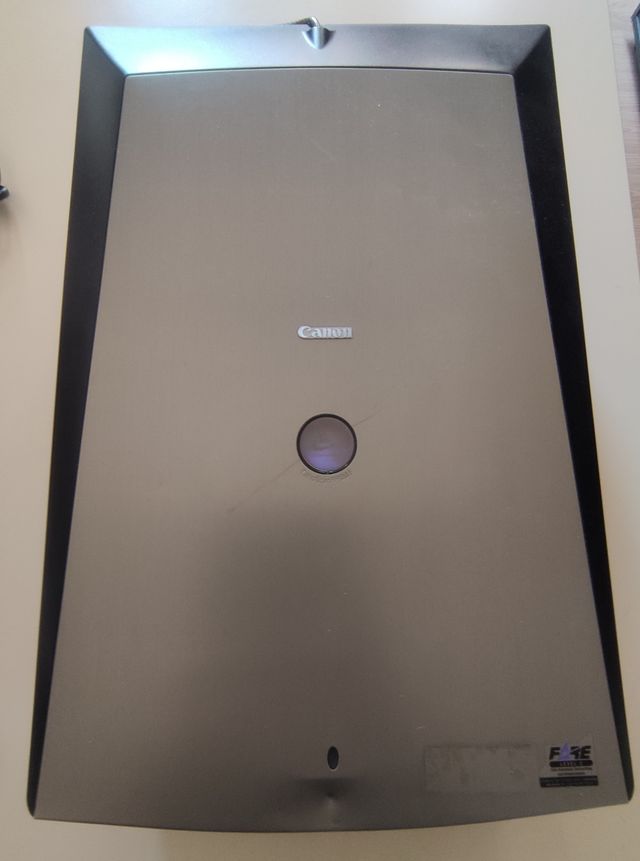 SCANNER CANON CANOSCAN 9900 F