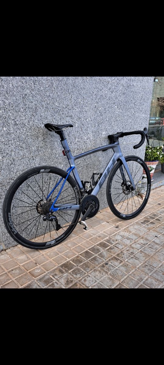 Bicicleta carretera BH G8