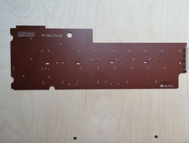 Amstrad CPC 464 teclas altas. Circuito teclado
