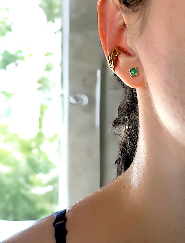 Earcuff de acero inoxidable.Ear cuff en oro/dorado