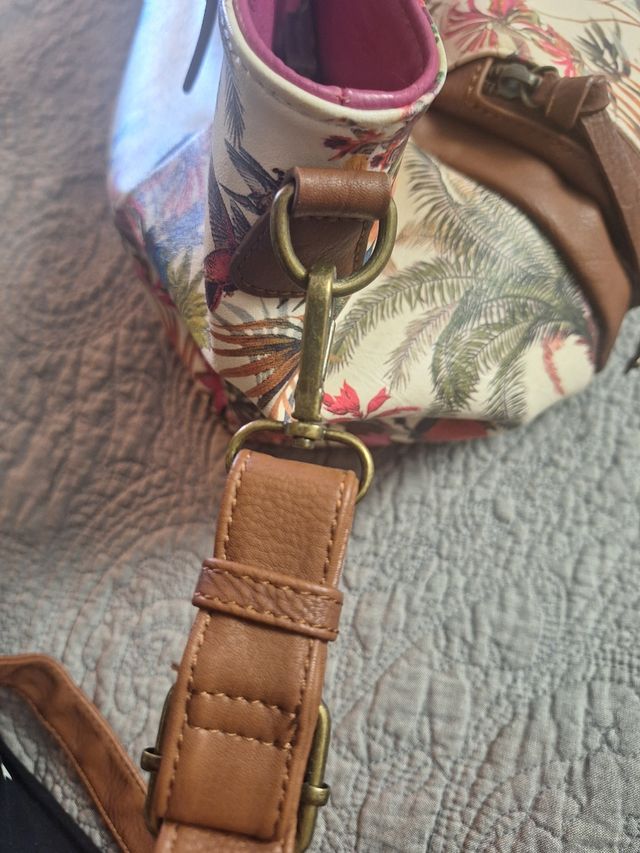 Bolso precioso Desigual