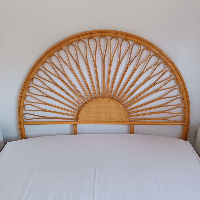 Cabecero mimbre impecable matrimonio