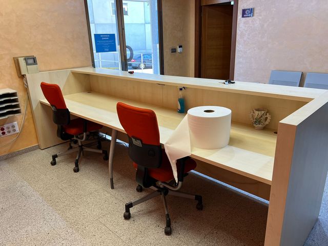 Mostrador recepción oficinas
