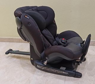Trío STOKKE CRUSI + Silla BeSafe contramarcha.