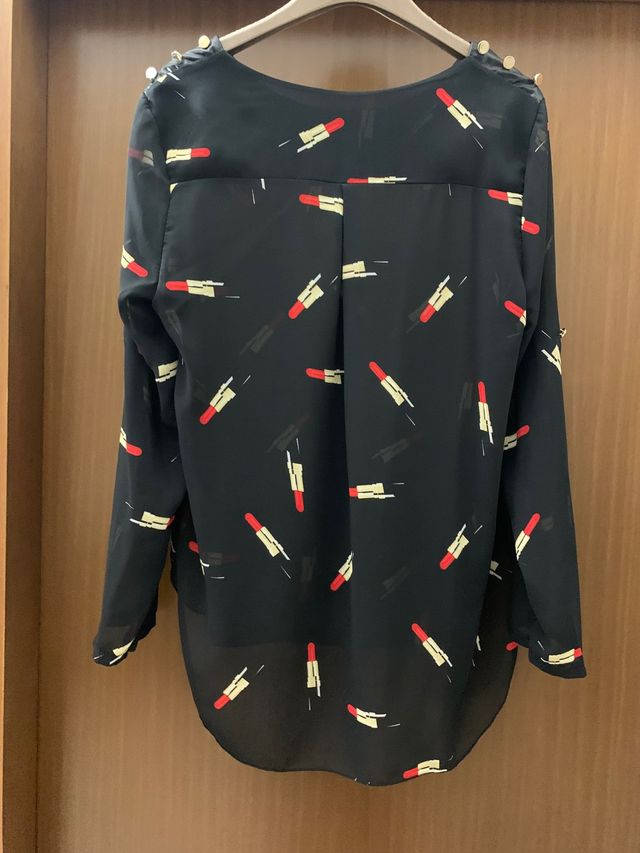 Blusa nera e rossa Isabella