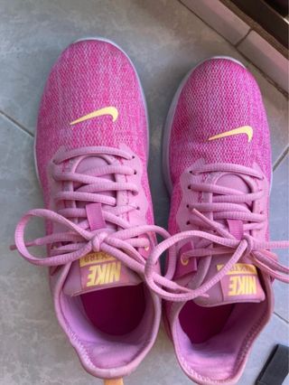 Zapatillas Nike Flex TR9 originales de segunda mano por 56 EUR en Arganda  del Rey en WALLAPOP