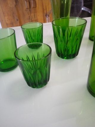 Vajilla Duralex verde 