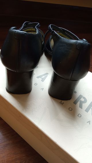 Zapatos de tacón LV
