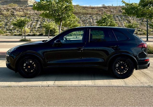 Porsche Cayenne 2015