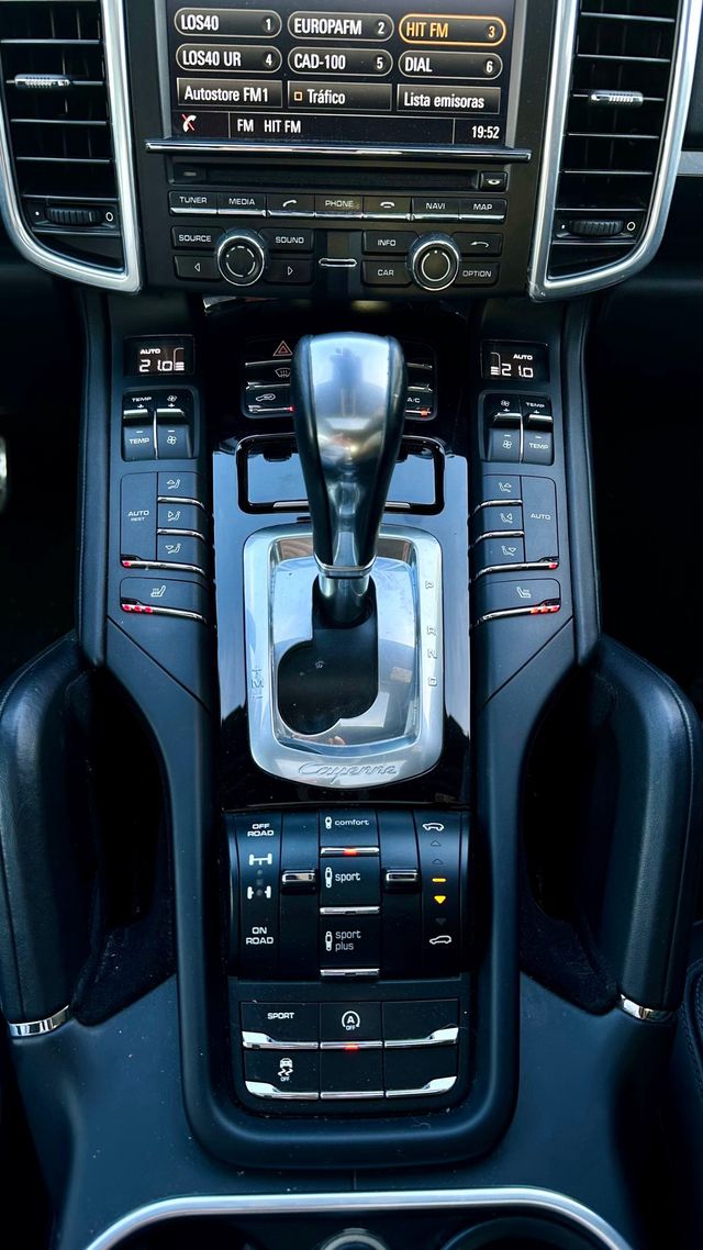 Porsche Cayenne 2015