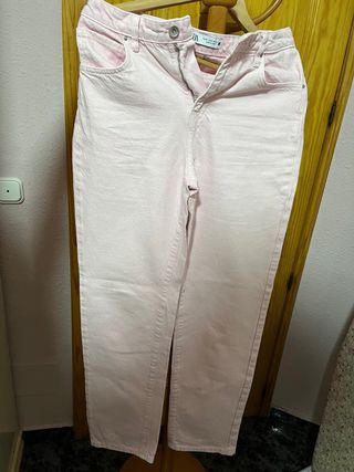 Pantalón vaquero rosa mujer