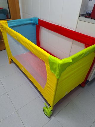 Cuna de viaje plegable