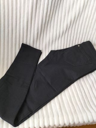 Pantalón premamá HyM