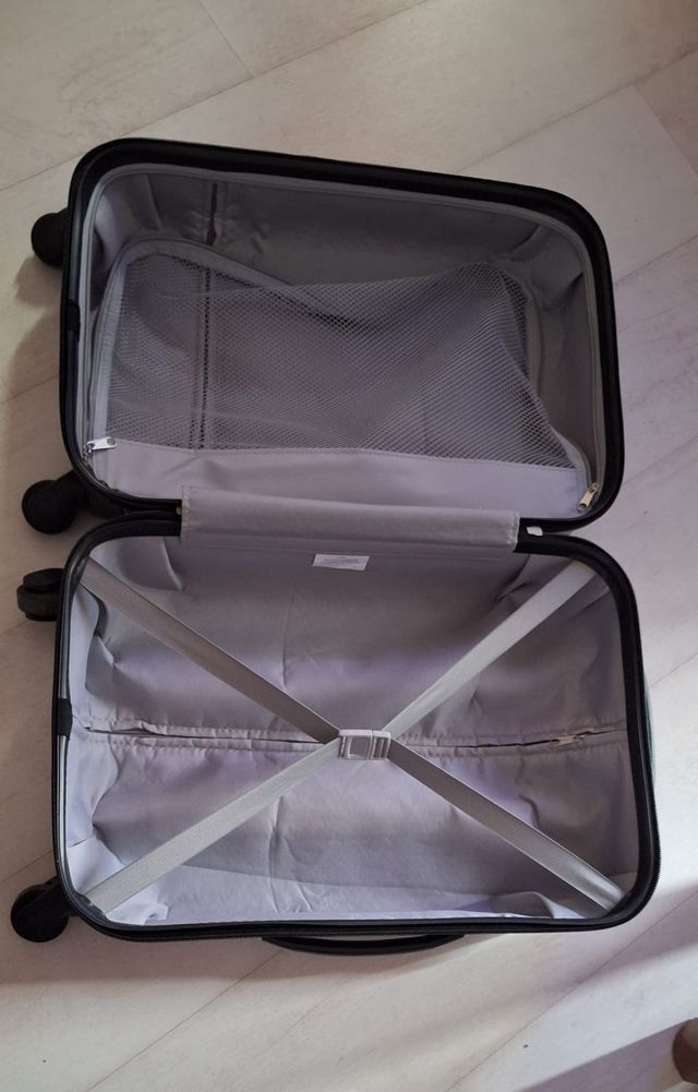 Maleta cabina  Gris 56 x 36 x 23 cms