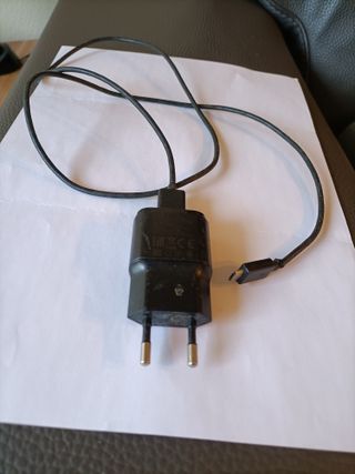 Cargador LG (Cable USB)