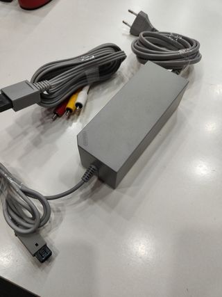 CABLE DE ALIMENTACIÓN + CABLE TV RCA WII