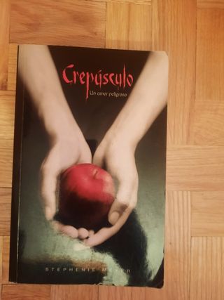 Libro de lectura Crepúsculo 