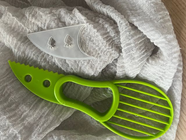 Cuchillo para aguacate