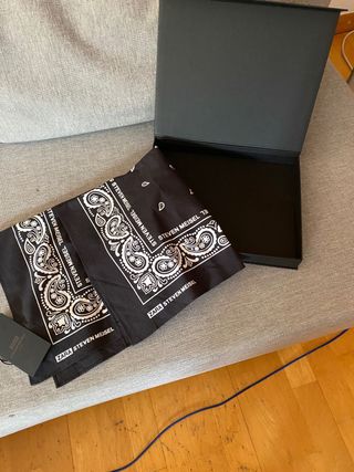 Pañuelo bandana de Steven Meisel