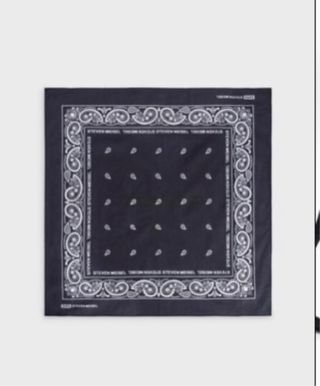 Pañuelo bandana de Steven Meisel