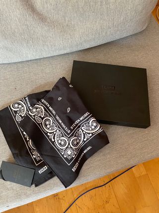 Pañuelo bandana de Steven Meisel