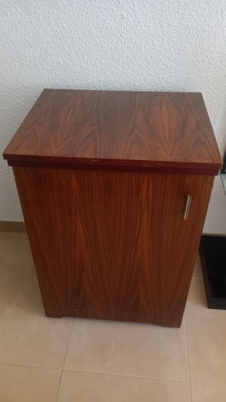 Maquina de coser Alfa antigua