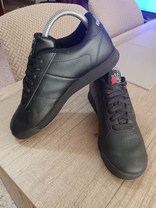 Zapatillas reebok classic negras
