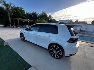 Volkswagen Golf 2014 cambiaria por bmw m2 o rs3