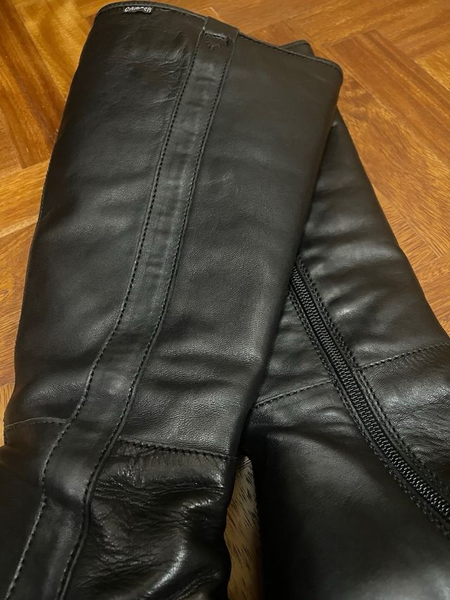 Botas de caña alta en piel napa