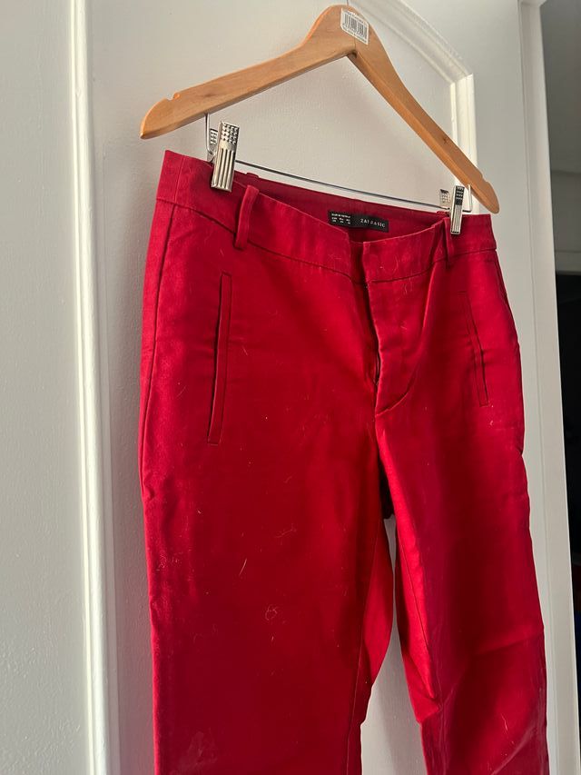 Pantalón chino Zara