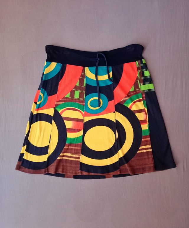 Falda de verano tipo Desigual
