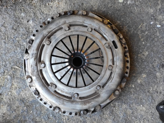 Kit embrague 3M517563CF Ford Focus II Hatchb y_622