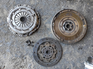 Kit embrague 3M517563CF Ford Focus II Hatchb y_622