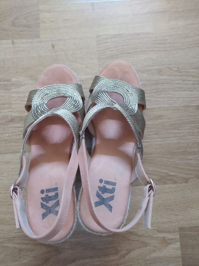 SANDALIA DE 38 PIEL XTI