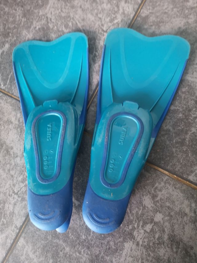 Aletas piscina niño