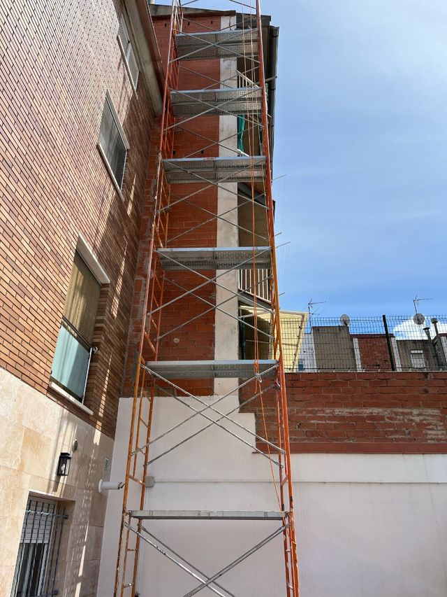 Alquiler andamio homologado