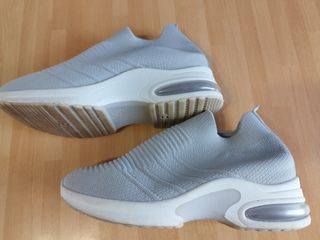 Scarpe n.38 in tessuto elasticizzato 