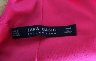 Vestido de fiesta fucsia espalda descubierta Zara