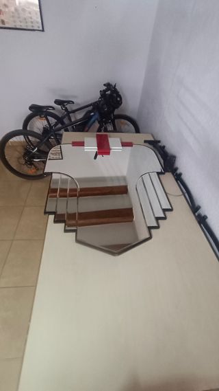 Espejo pinta mediaval